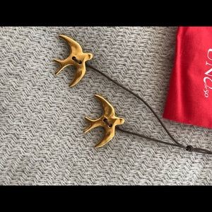 UNO de 50 Jewelry - UNO de 50 Gold swallow leather necklace UNO de 50 Jewelry - UNO de 50 Gold swallow leather necklace